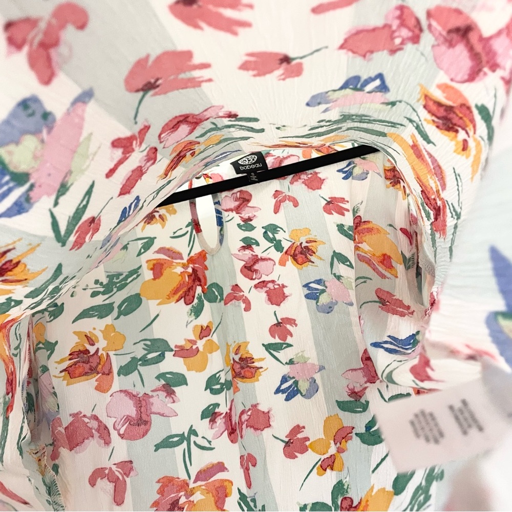Bobeau Watercolor Floral White Green Bat Ruffle‎ Sleeve Summer Blouse-Small - Picture 6 of 9